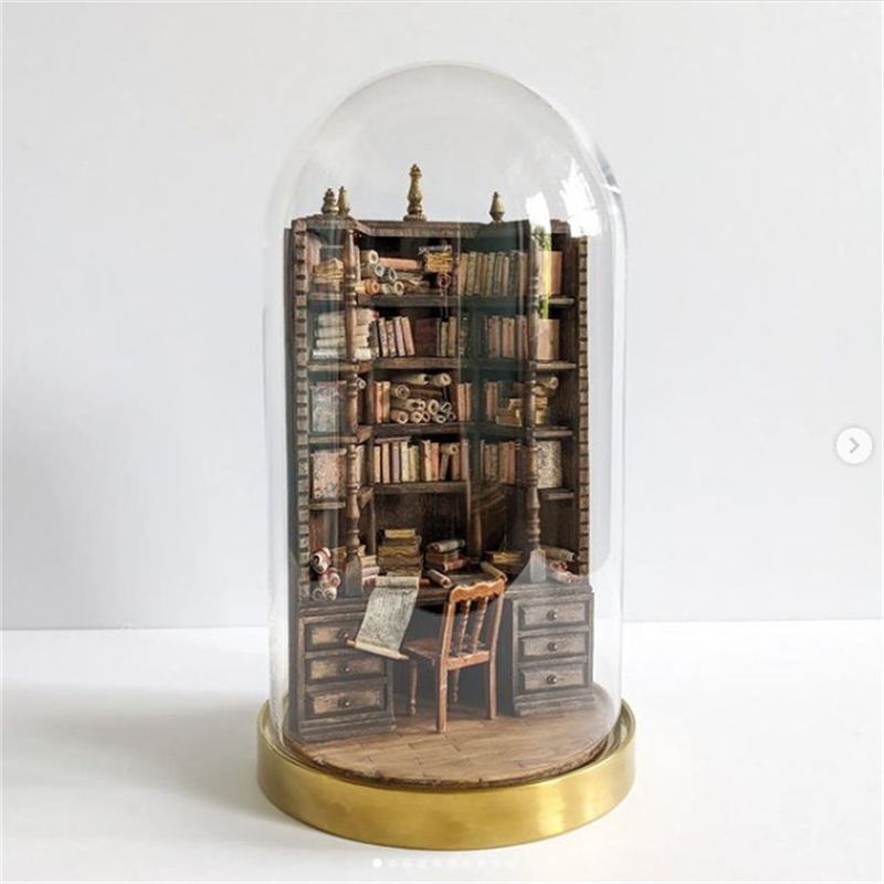 Miniature Bookcase Bookshelf D - đánh giá và giá Vintage Collectible Glass