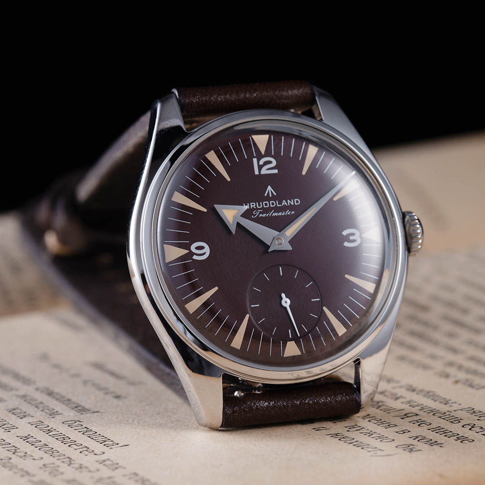 HRUODLAND Vintage Field Watch  - đánh giá và giá Vintage Collectible Watches